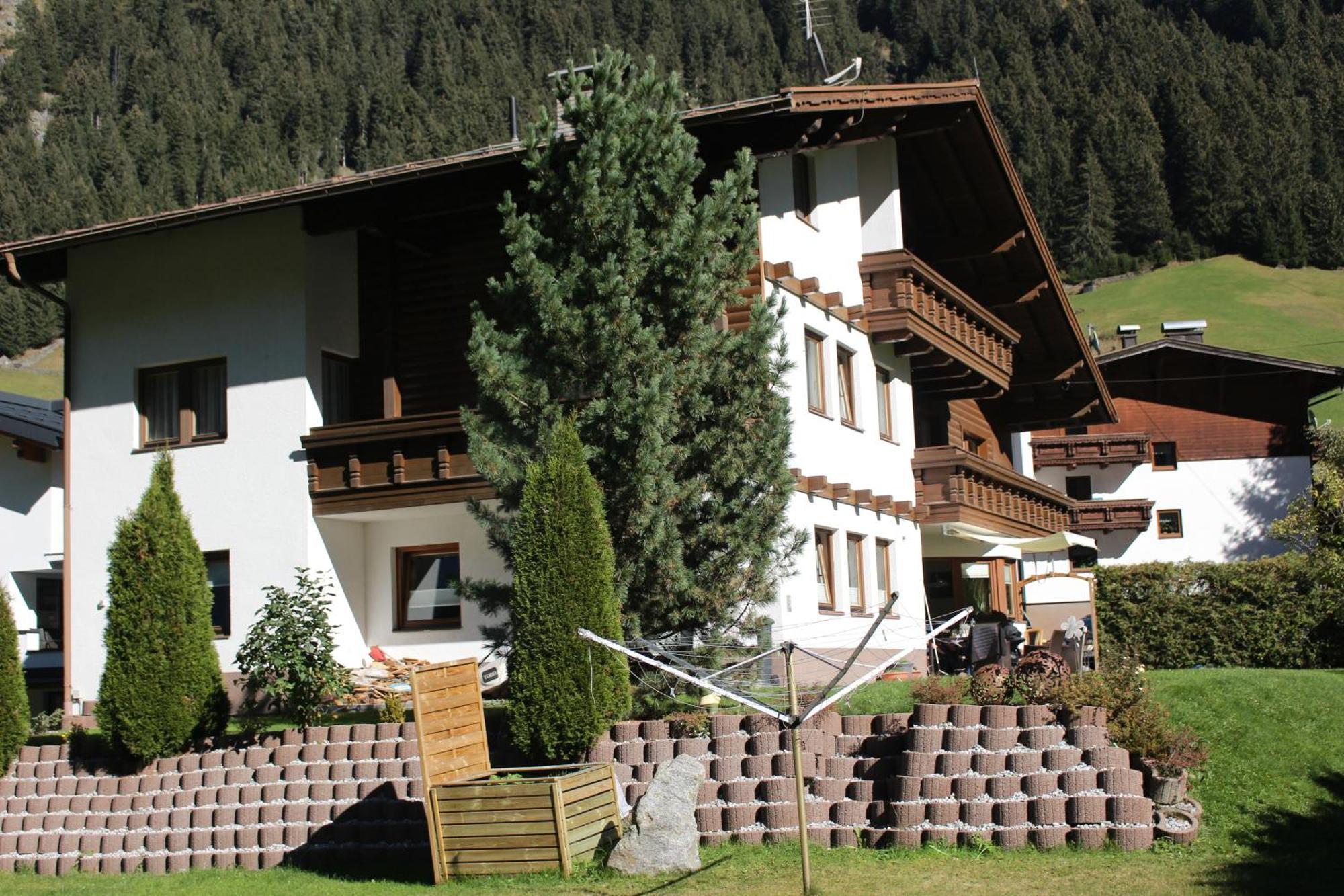 Haus Astoria Lägenhet Sankt Leonhard im Pitztal Exteriör bild