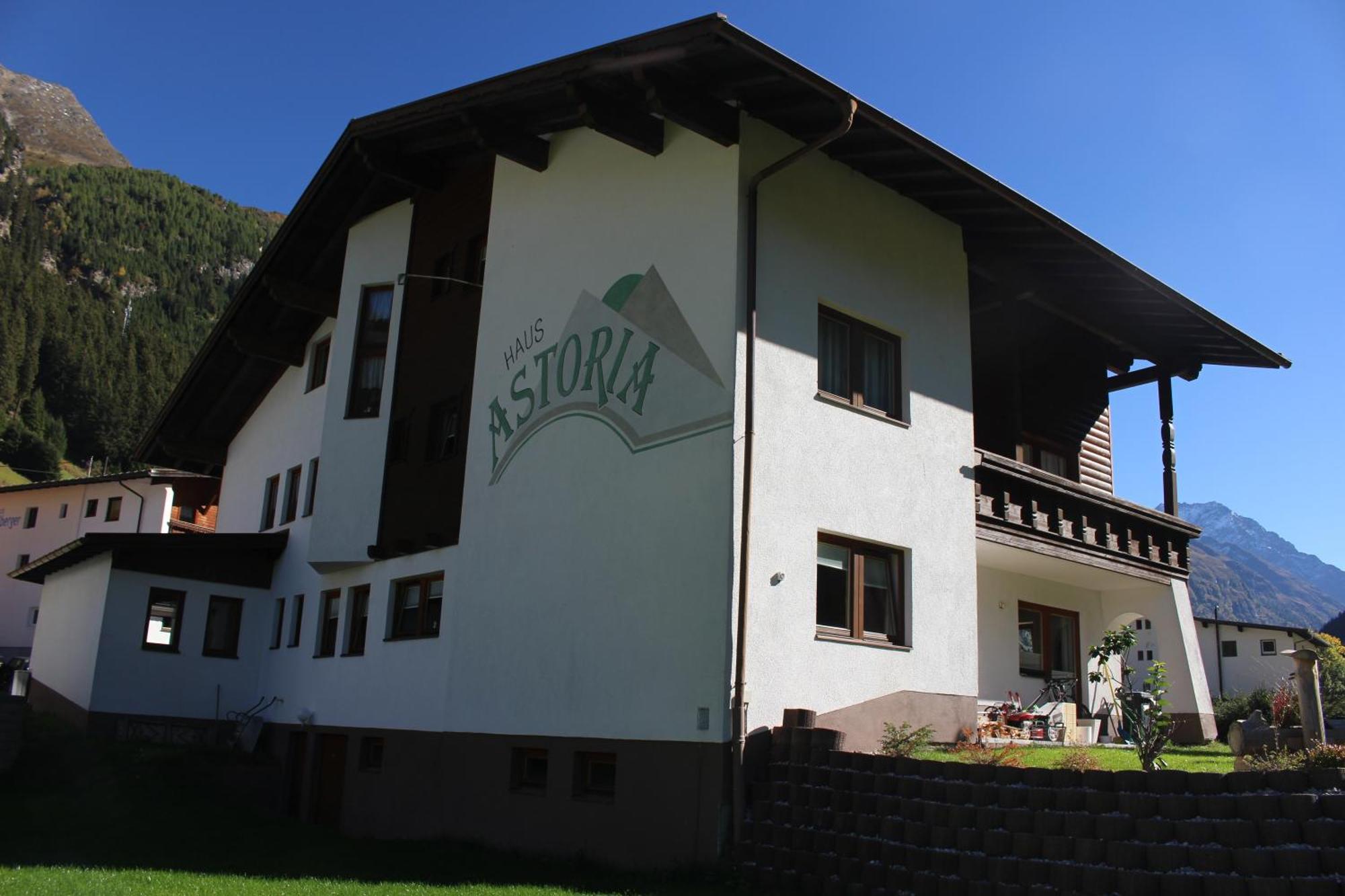 Haus Astoria Lägenhet Sankt Leonhard im Pitztal Exteriör bild